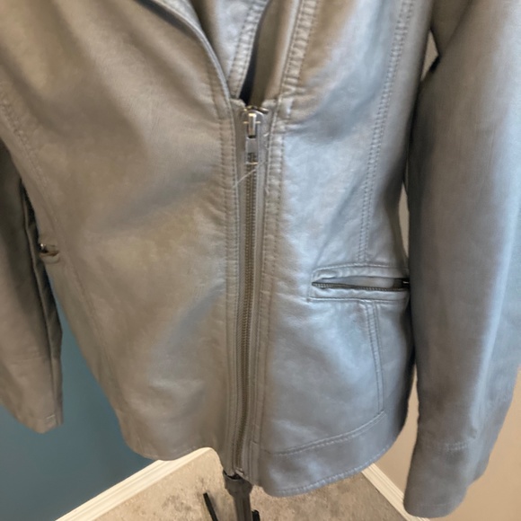 Grey Leather Jacket - Picture 3 of 7